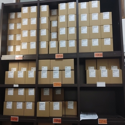 Acionamento AC 6 Número de fase de alimentação SIMATIC 1200 CPU 1212C 8DI 6DO 2AI 6ES7212 1BE40 0XB0