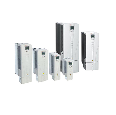 100% ACS510-01-060A-4 B055 3ABD00015770-D Acionadores de propósito geral Potência nominal 30